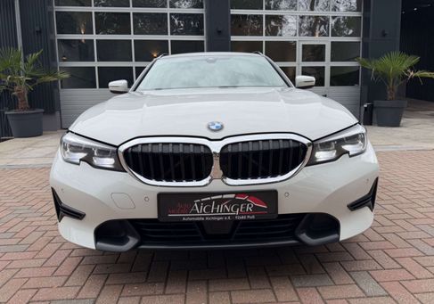 BMW 320, 2022