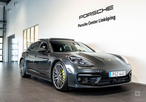 Porsche Panamera, 2021