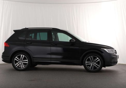 Volkswagen Tiguan, 2022 3