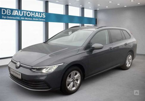 Volkswagen Golf, 2022