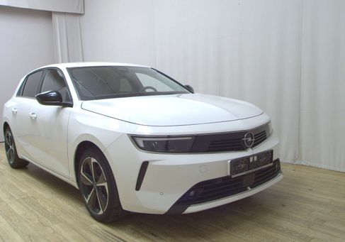 Opel Astra, 2022