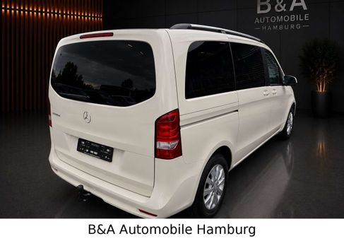 Mercedes-Benz 220, 2021