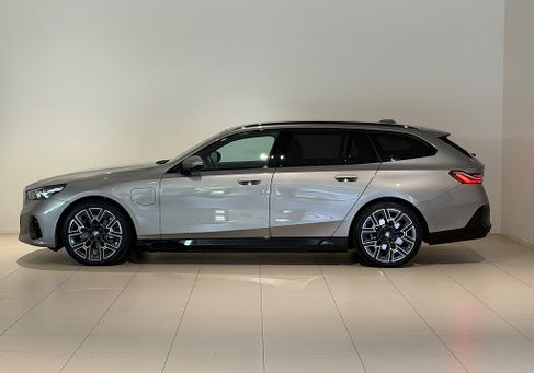 BMW 530, 2026 2