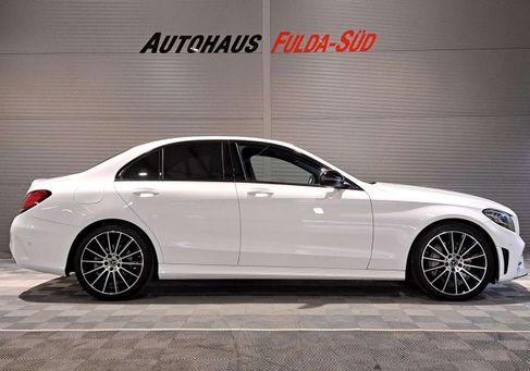 Mercedes-Benz C 300, 2020