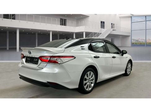 Toyota Camry, 2020