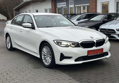 BMW 318, 2022