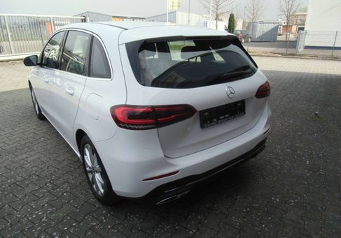 Mercedes-Benz B 200, 2019