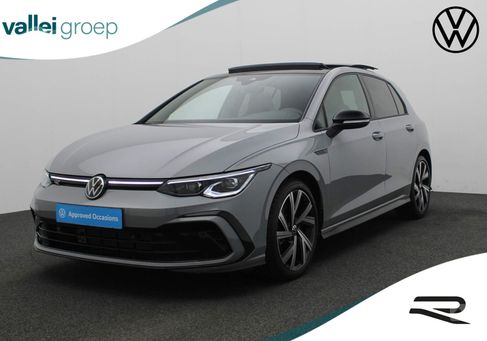 Volkswagen Golf, 2024