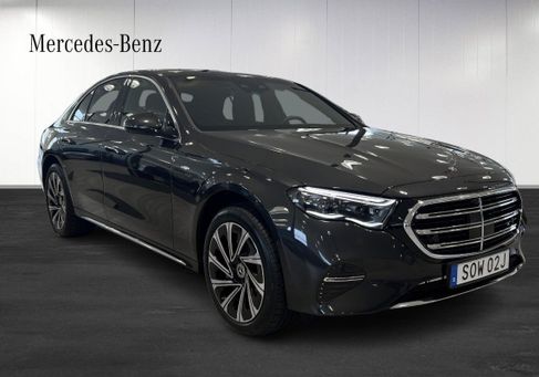 Mercedes-Benz E 400, 2025