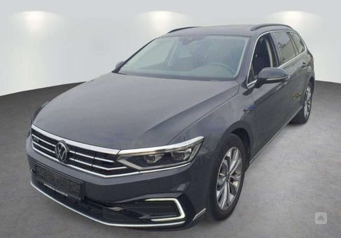 Volkswagen Passat Variant, 2020