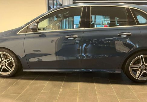 Mercedes-Benz B 200, 2023