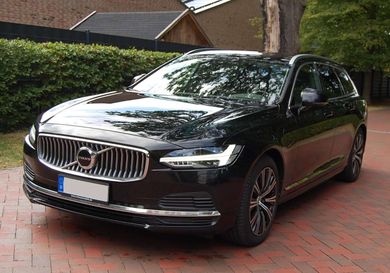 Volvo V90, 2021