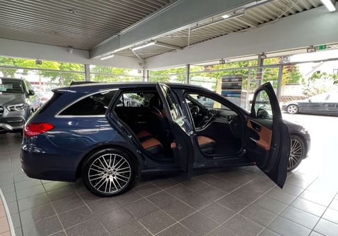 Mercedes-Benz C 220, 2023