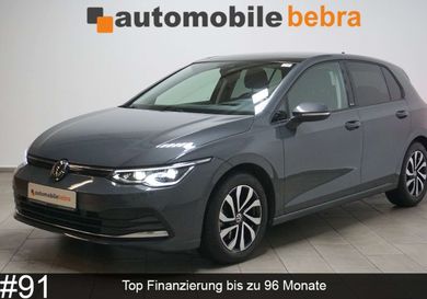 Volkswagen Golf, 2022
