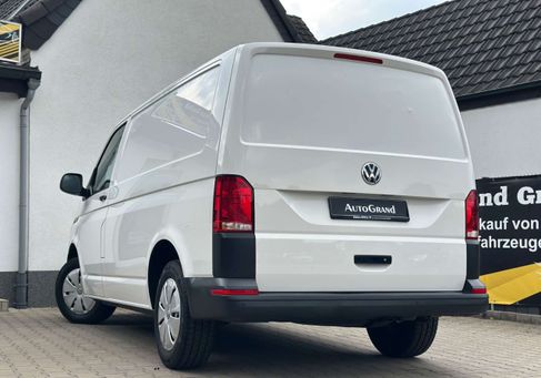 Volkswagen T6 Transporter, 2022