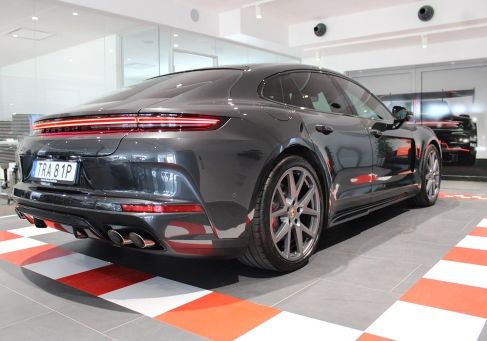 Porsche Panamera, 2025