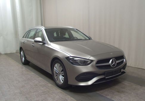 Mercedes-Benz C 220, 2022