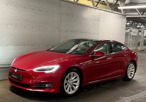 Tesla Model S, 2018
