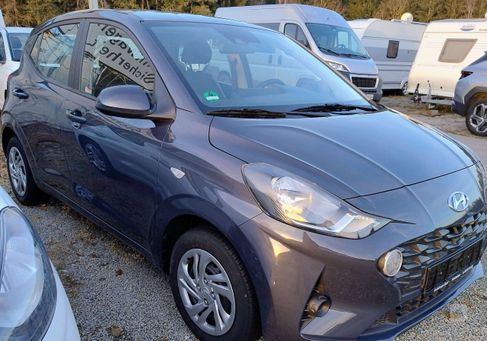 Hyundai i10, 2022