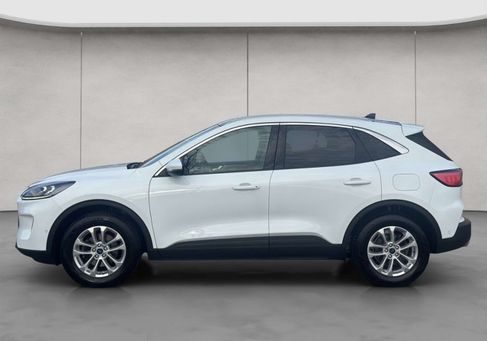 Ford Kuga, 2021
