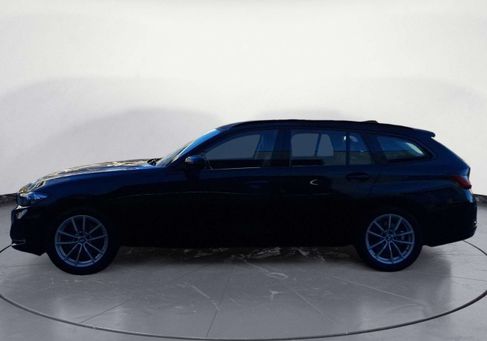 BMW 320, 2023 3