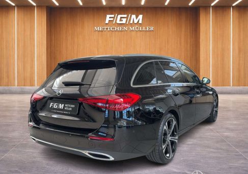 Mercedes-Benz C 200, 2022 3