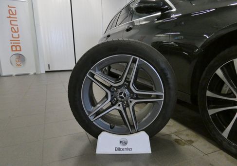 Mercedes-Benz E 300, 2021