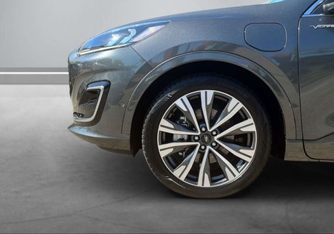 Ford Kuga, 2020