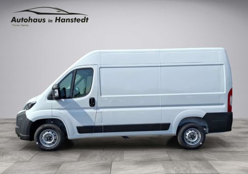 Opel Movano, 2025