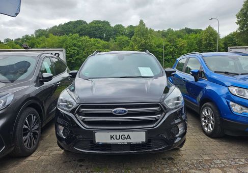 Ford Kuga, 2019
