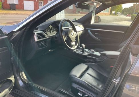 BMW 330, 2019 2
