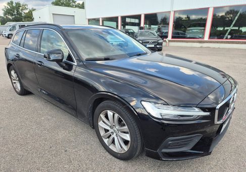 Volvo V60, 2022