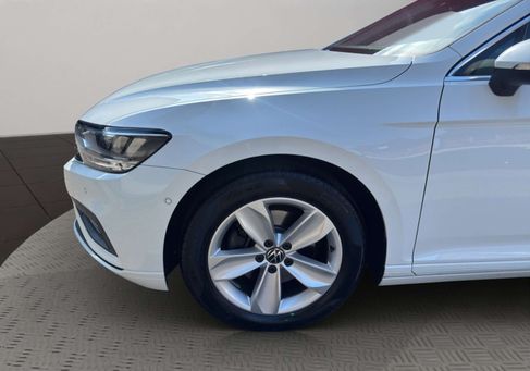 Volkswagen Passat Variant, 2021 3