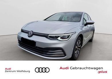Volkswagen Golf, 2022