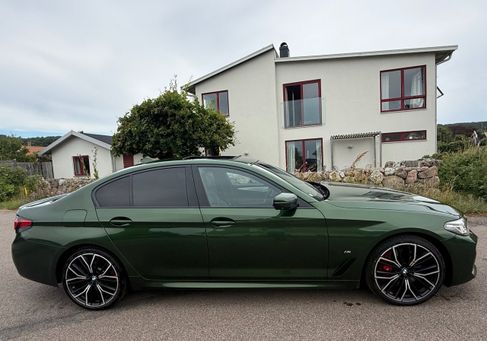 BMW 545, 2021