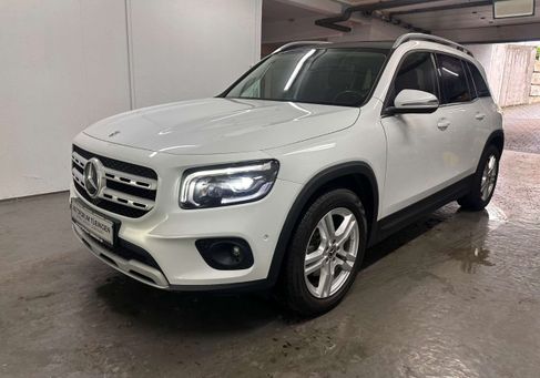 Mercedes-Benz GLB 200, 2022
