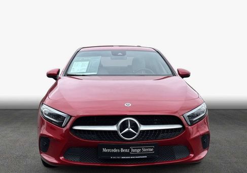 Mercedes-Benz A 250, 2022