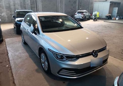 Volkswagen Golf, 2023 2