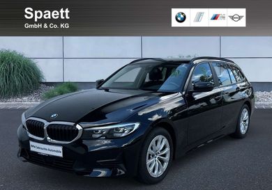 BMW 318, 2022