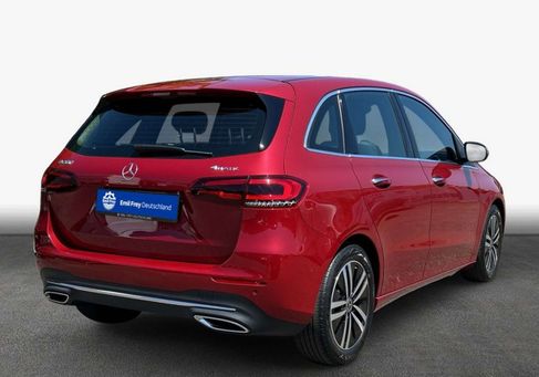 Mercedes-Benz B 200, 2022