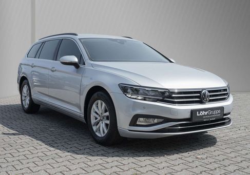 Volkswagen Passat Variant, 2022