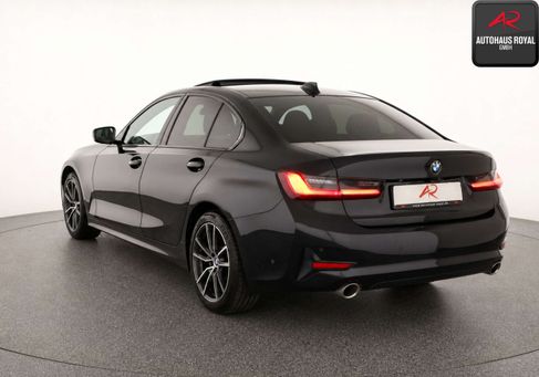 BMW 330, 2020