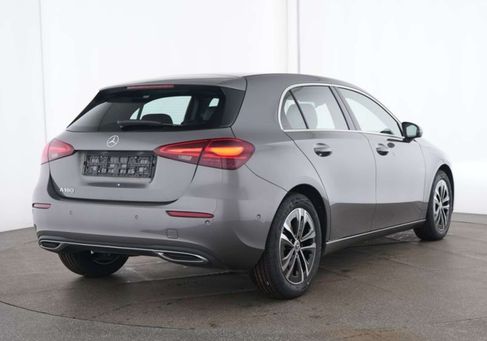 Mercedes-Benz A 180, 2025