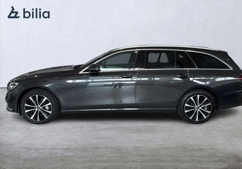 Mercedes-Benz E 300, 2021 3