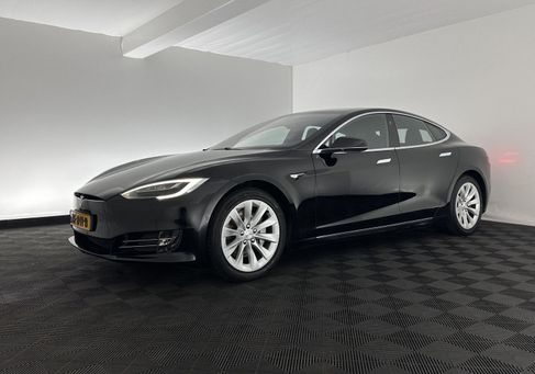 Tesla Model S, 2018
