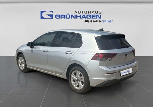 Volkswagen Golf, 2022 3