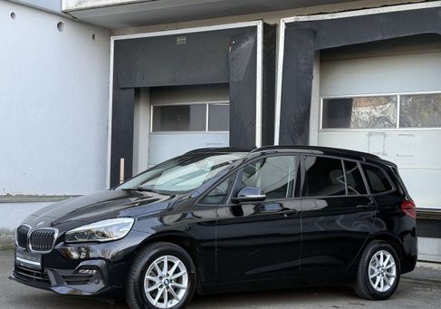 BMW 216, 2020