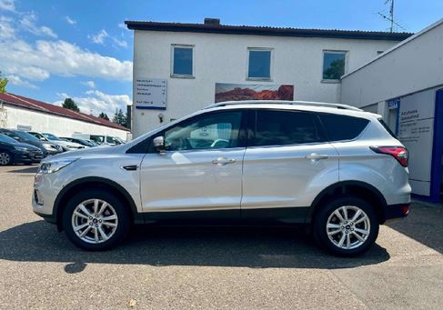 Ford Kuga, 2019