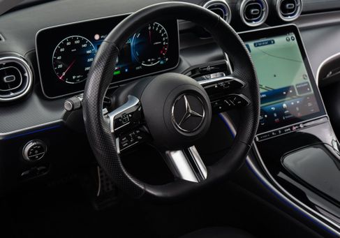 Mercedes-Benz C 300, 2023 3