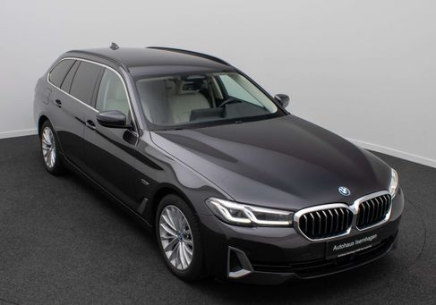 BMW 530, 2022